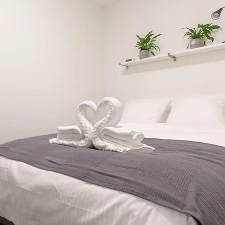 Newly Build Loft Center 20b Apartment *